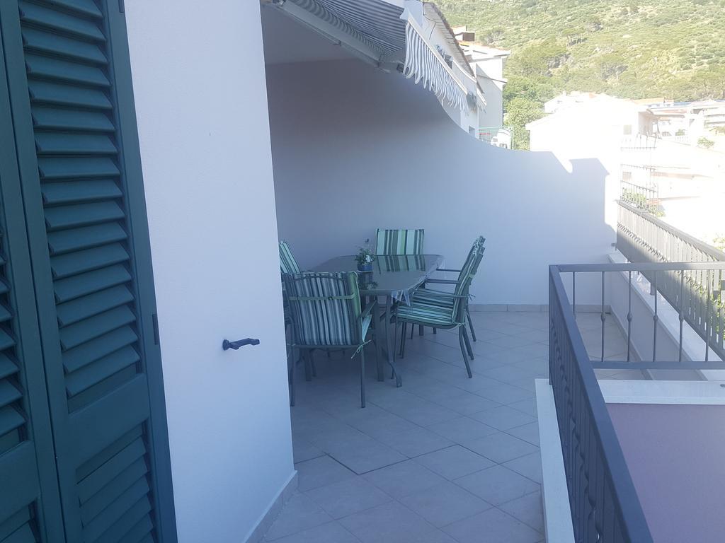 Apartments Pero Podgora Exterior foto